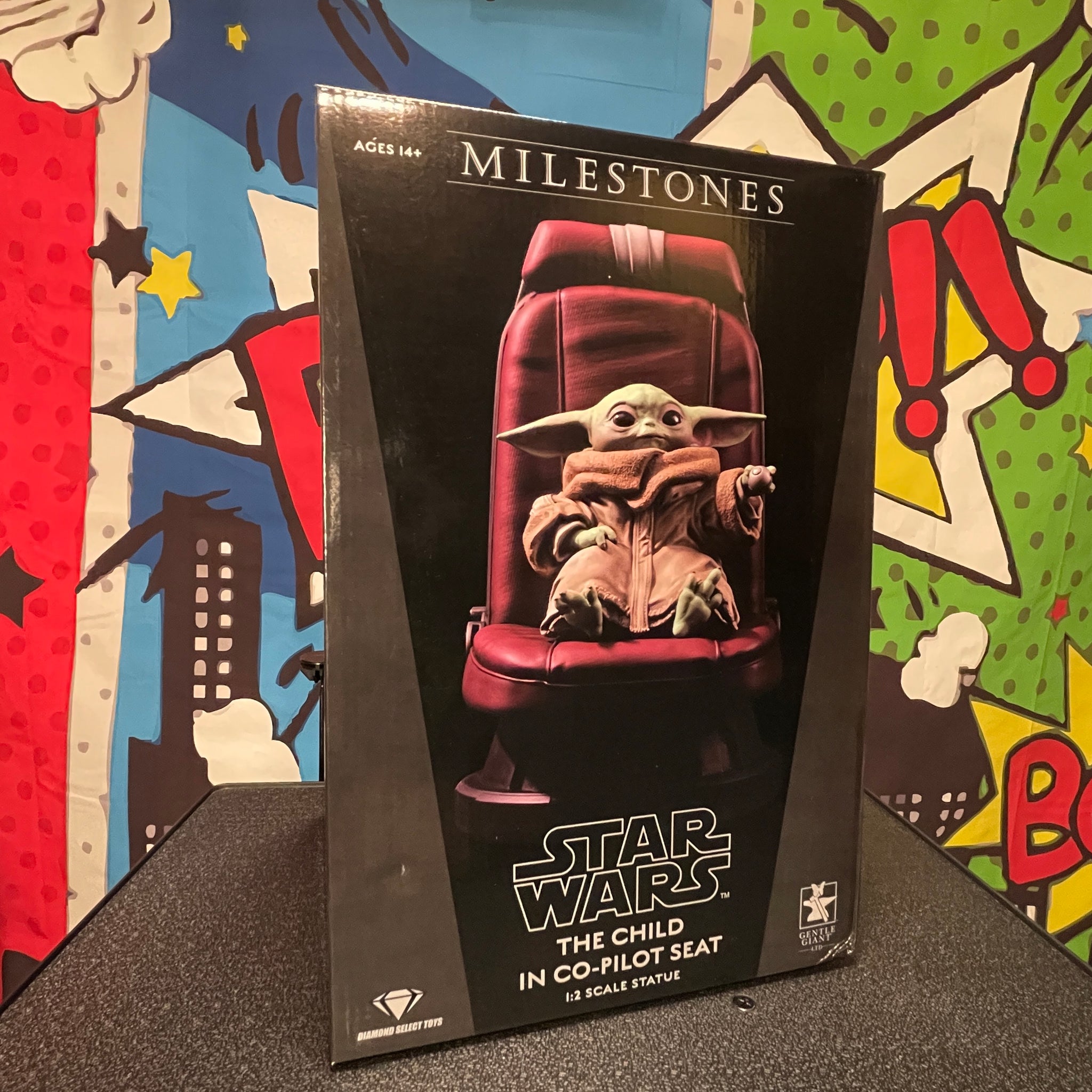 Star Wars Milestones The Mandalorian & Child Statue